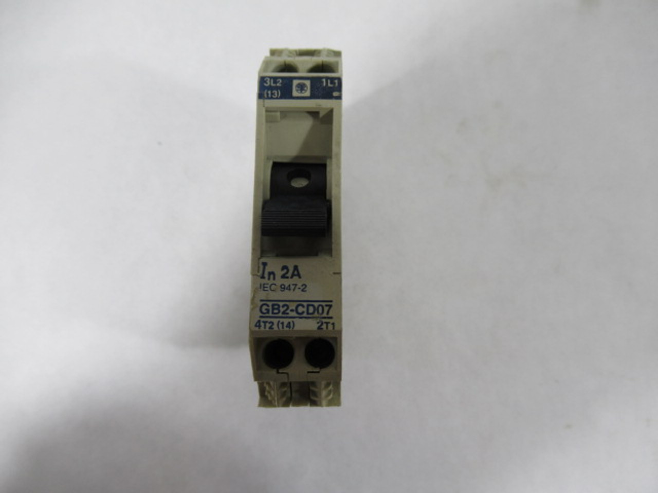 Telemecanique GB2-CD07 Circuit Breaker 2A 250V 50/60Hz USED