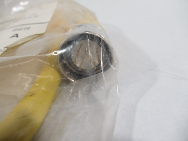 Allen-Bradley 889M-F12AHMU-0M6 Ser A M23 Patchcord Male/Female 12 Pin 0.6m L NWB