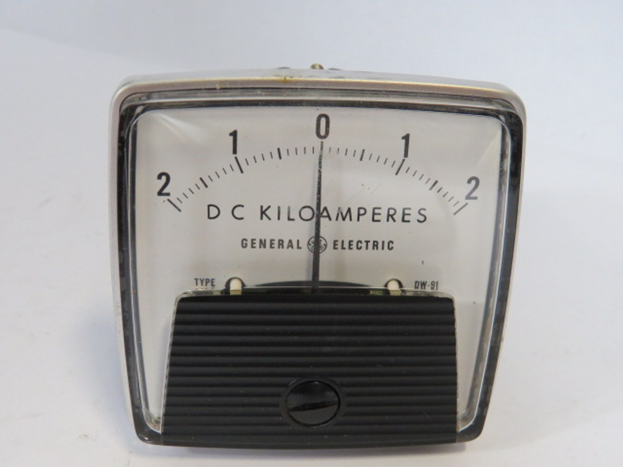 General Electric 50-152129ECZZ2 Panel Meter 2-0-2DC Kiloamperes USED