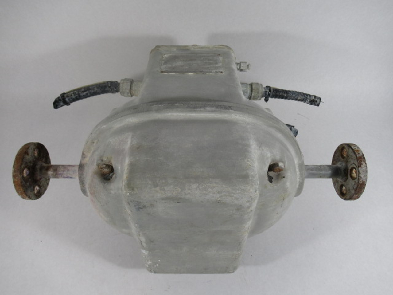 Foxboro 1895-SBTS-BA Magnetic Flow Tube 1/2" 115V 3.1A 60Hz 25 Watts USED