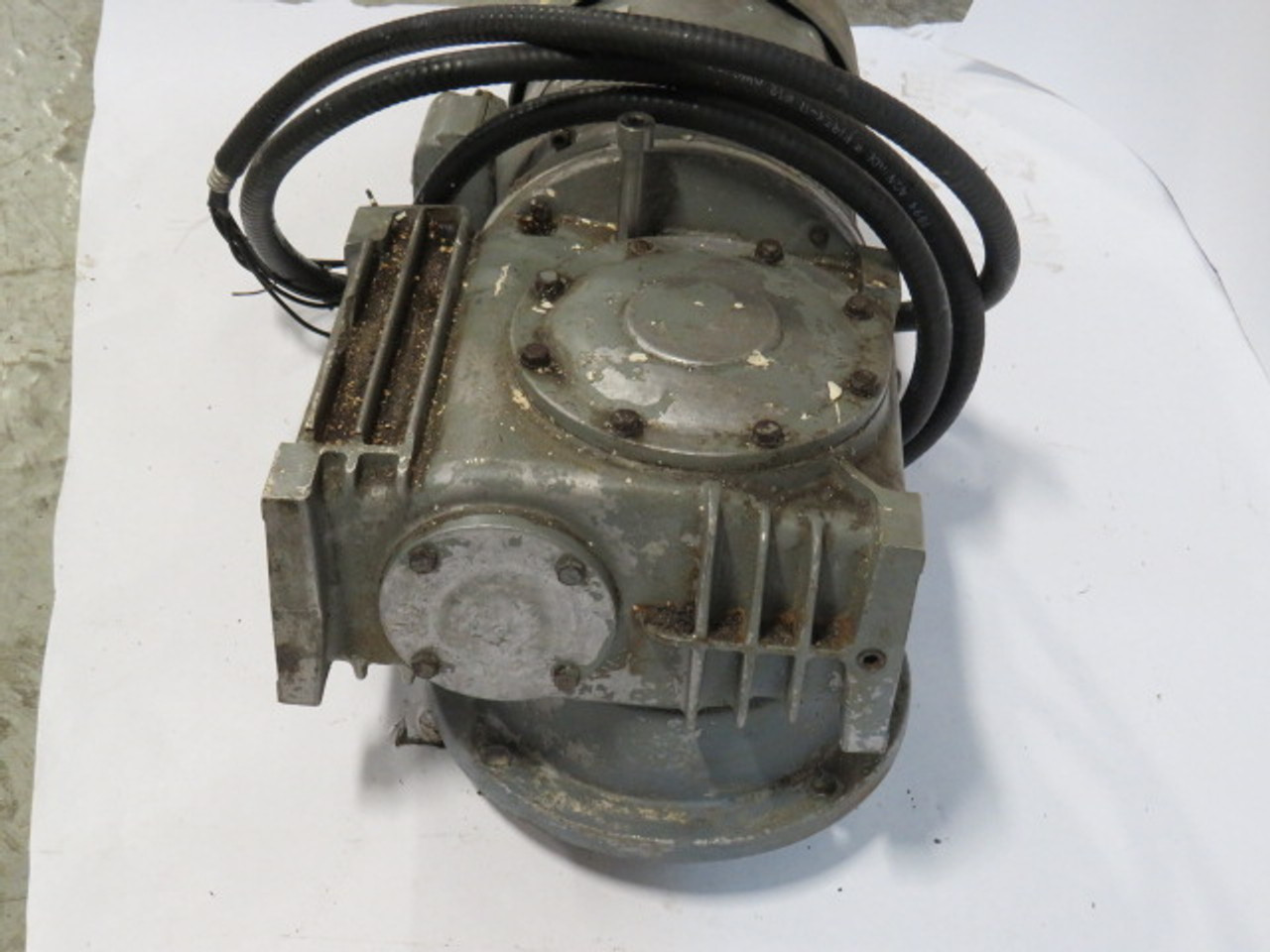 Reuland 3/1.5HP 1800/900RPM 575V 215 TEFC 3PH 3.2/2.4A 60Hz USED