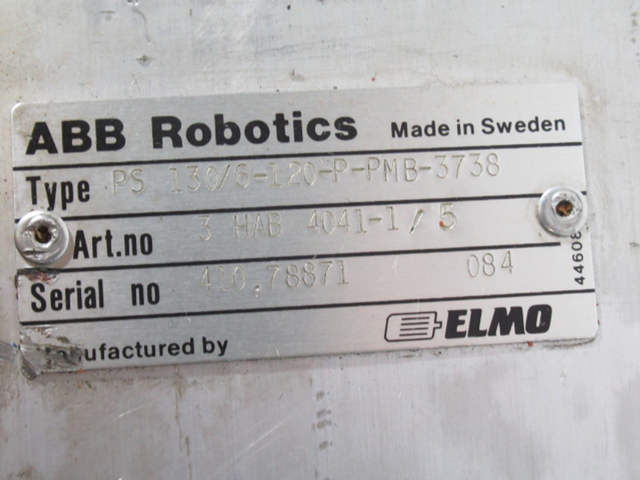 ABB Robotics PS 130/6-120-P-PMB-3738 Servo Motor Bevelled Shaft USED