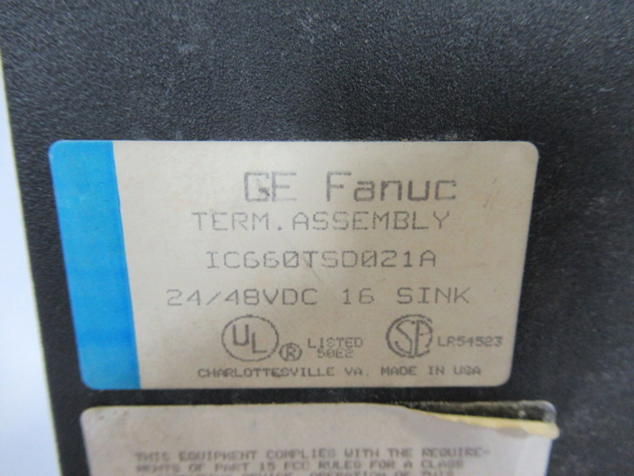 GE Fanuc IC660TSD021A Genius I/O Module *Cracks & Missing Screws* ! AS IS !