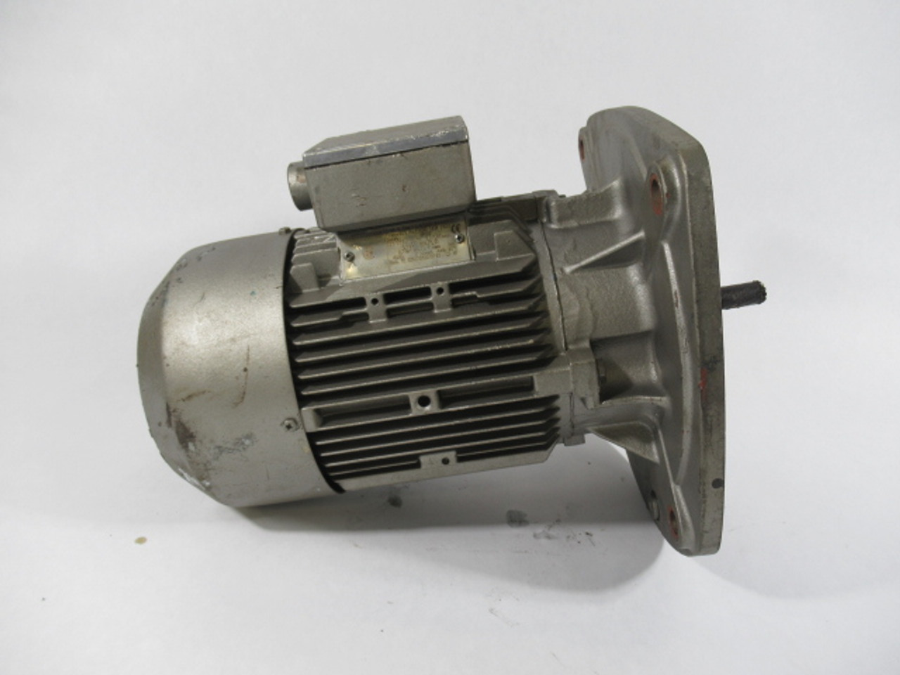 Siemens 1.5HP 1730RPM 332/575V 90S TEFC 3PH 3.2/1.85A 60Hz USED