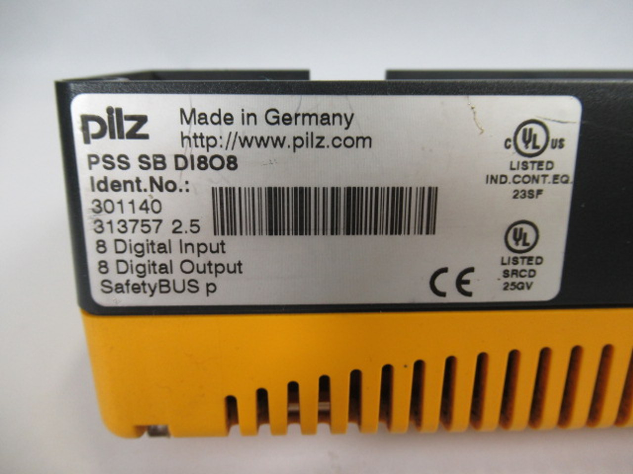 Pilz 301140 PSS SB DI8O8 Safety Input Module Ver. 2.5 8In/Outputs USED