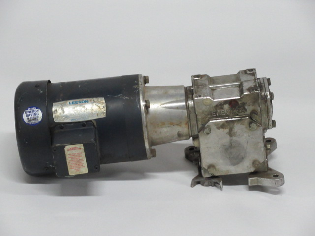 Leeson 1HP 1725RPM 575V D56C TEFC 3PH C/W Gear Reducer 30:1 Ratio USED