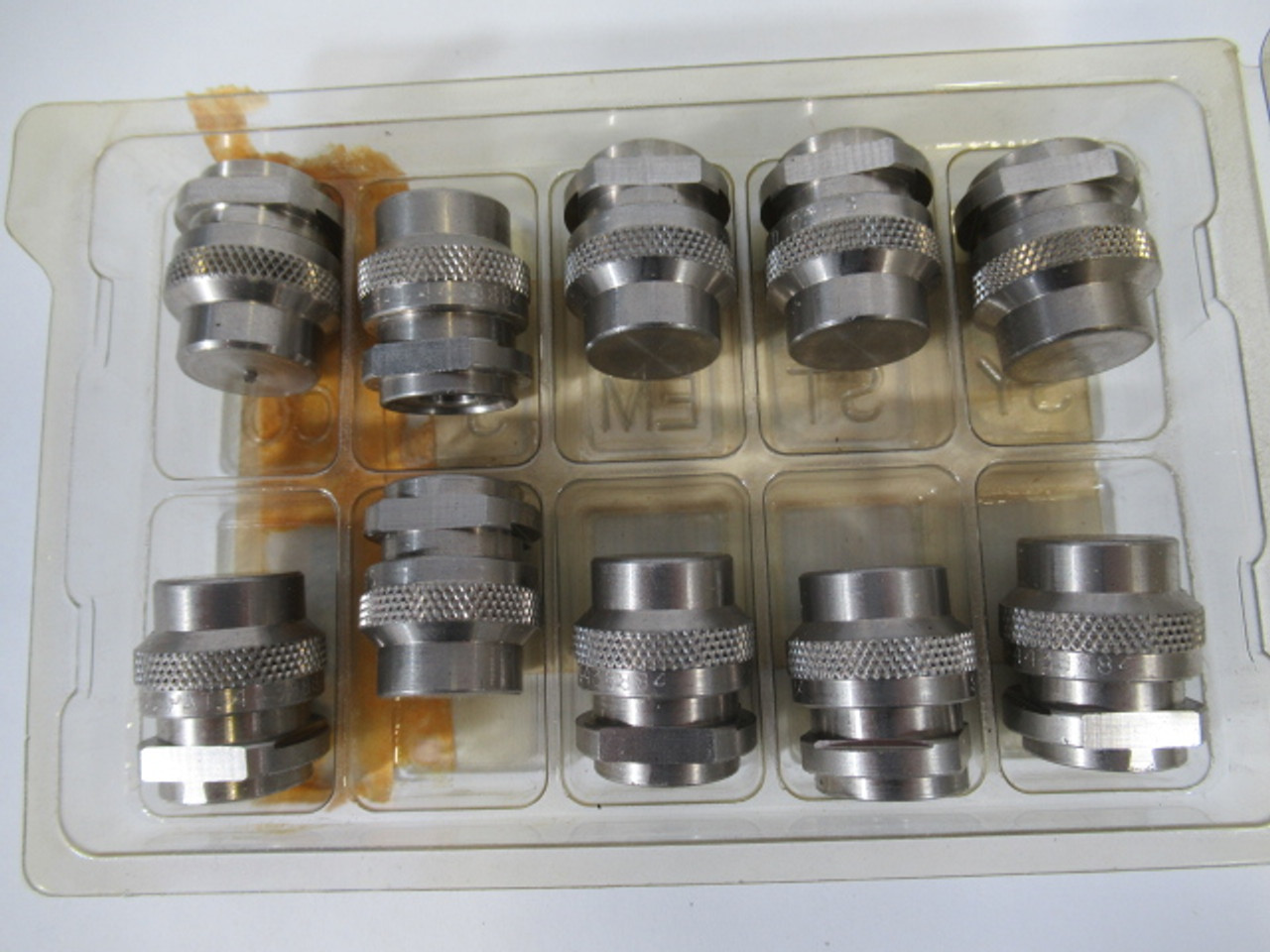 Spraying Systems 303SS QJ Plug Fitting 1/4" 10-Pack ! NEW !