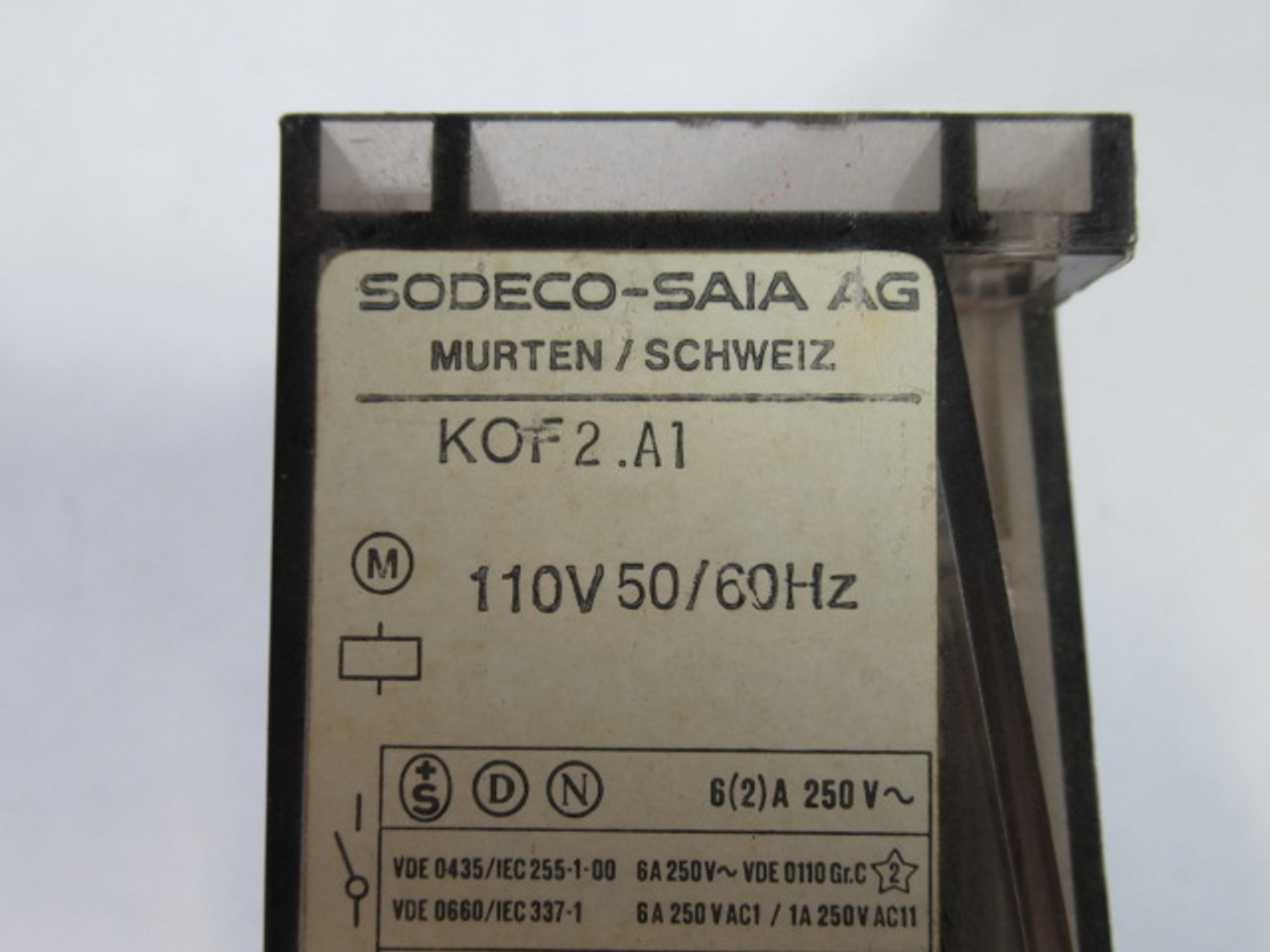 Sodeco-Saia KOF2.A1 Time Delay Relay 110V 50/60Hz MISSING SCREWS USED