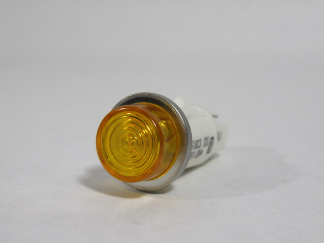 IDI 1051QC3 Amber Push In Indicator Light 250V 1/2W USED