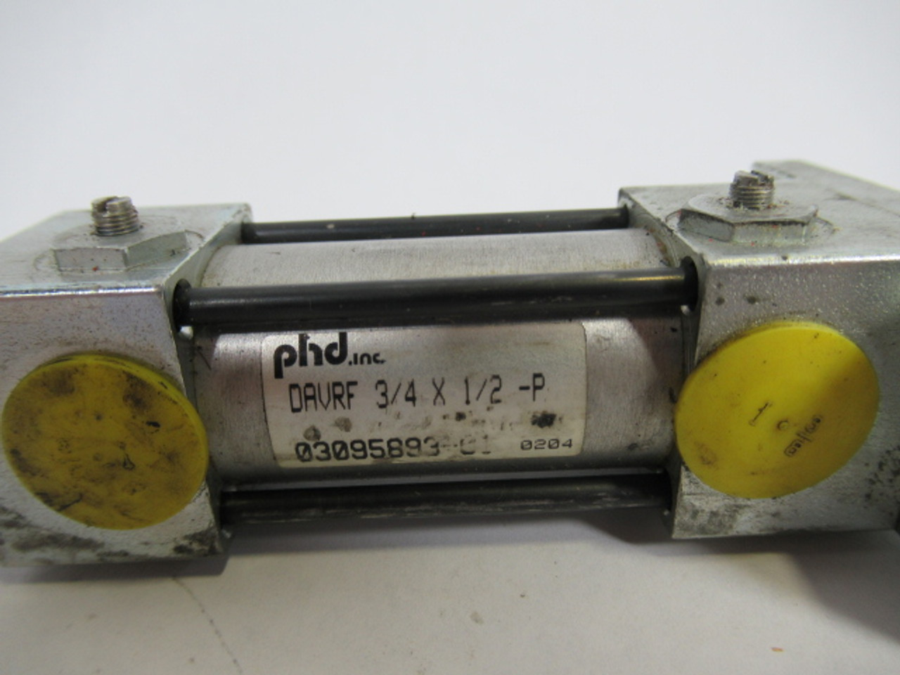 PHD DAVRF-3/4x1/2-P Double Rod Pneumatic Cylinder 3/4" Bore 1/2" Stroke USED
