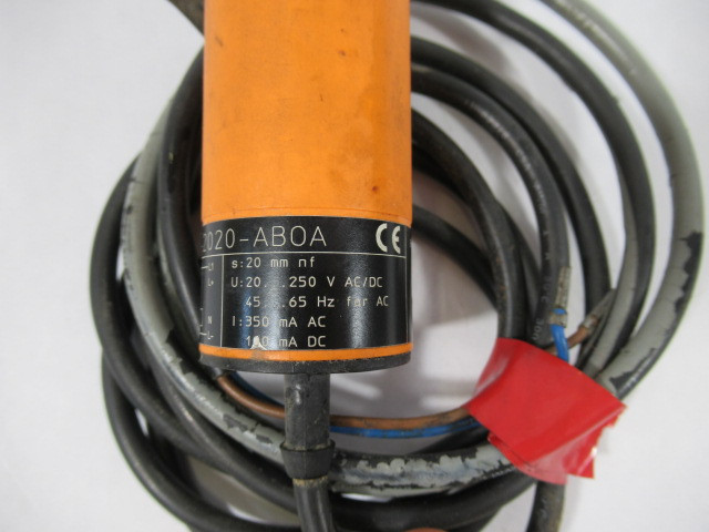 IFM Efector IB0059 IB-2020-ABOA Inductive Sensor 250V AC/DC 45-65Hz USED