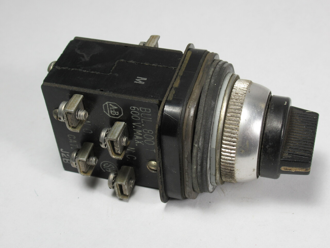 Allen-Bradley 800T-J2B Series A 3-Position Selector Switch 2NO 2NC USED