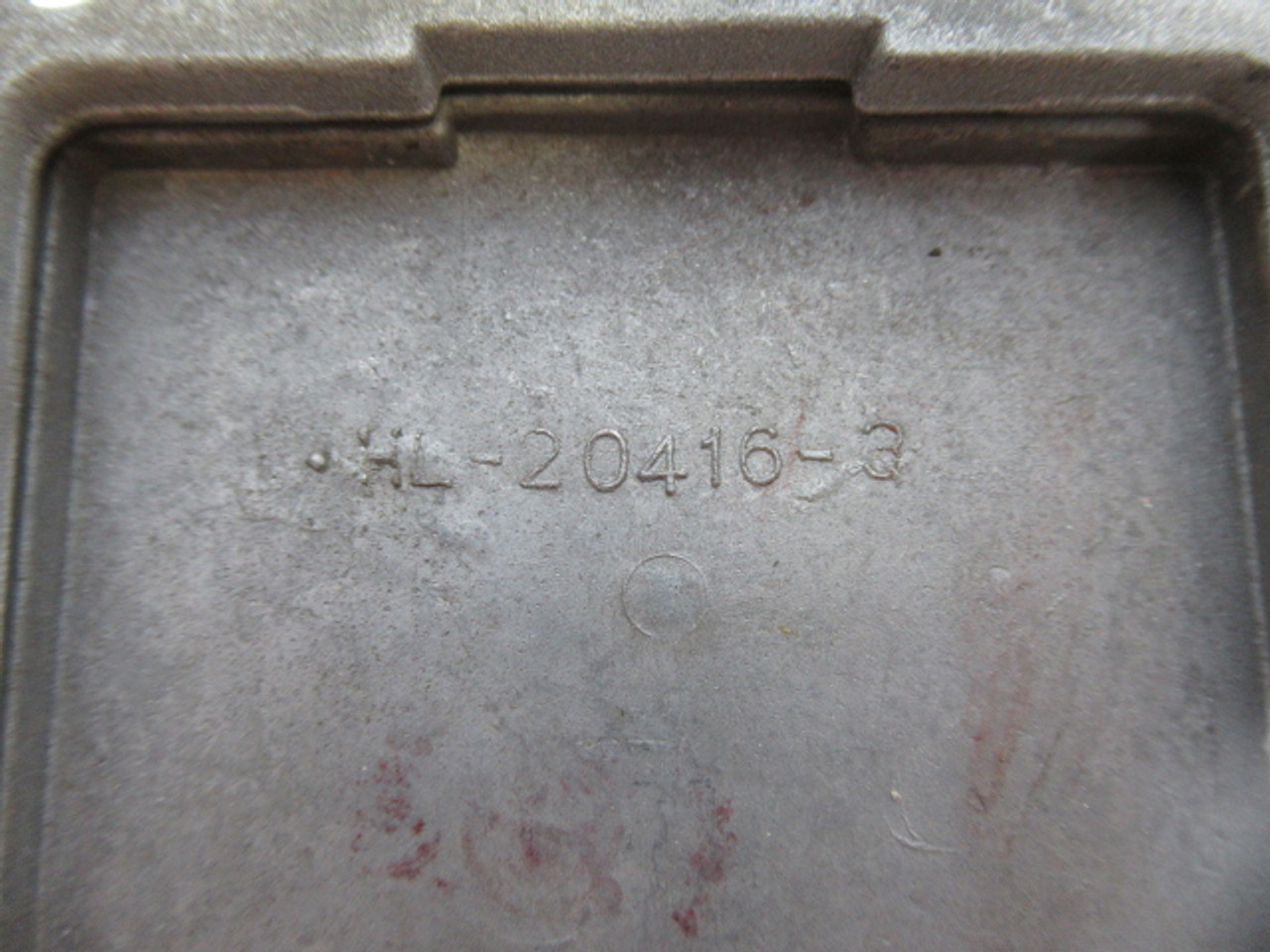 H&H HL-20416-3 Cast Aluminum Plate With Lift Cover 4-1/2"x2-3/4" USED