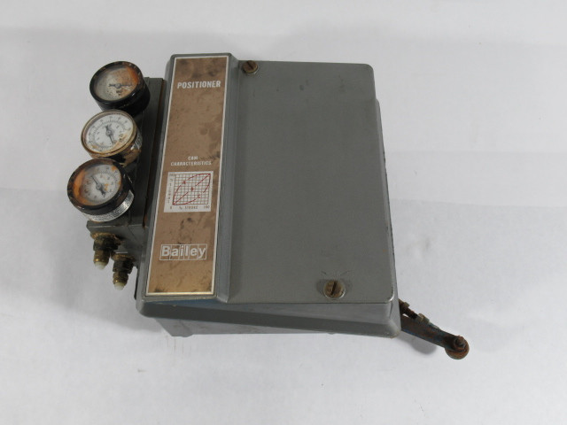 Bailey AP21200C Pneumatic Positioner Air Supply 150PSI RUSTED GAUGES USED