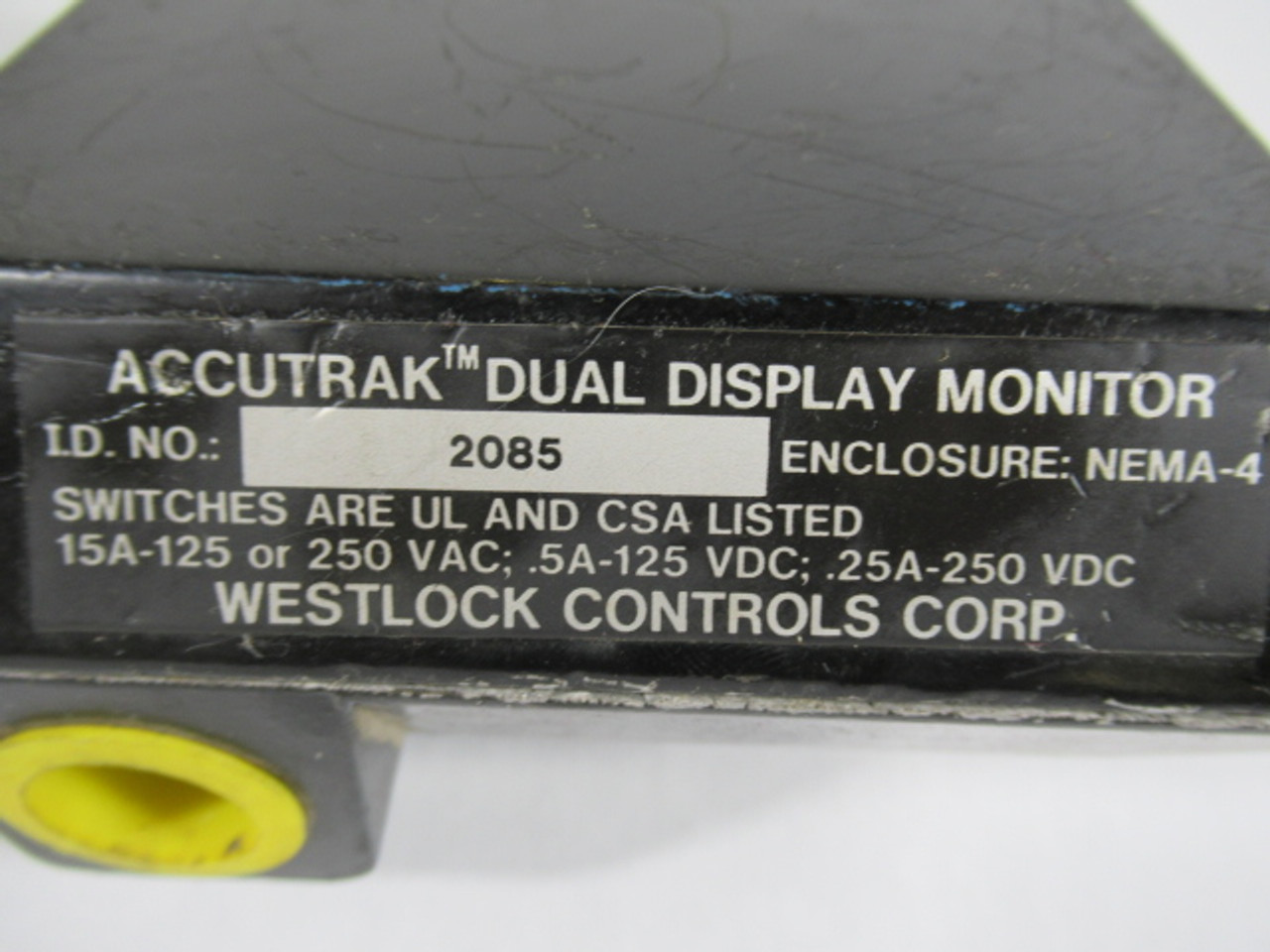 Westlock 2085 Accutrak Dual Display Monitor 15A 125/250VAC USED