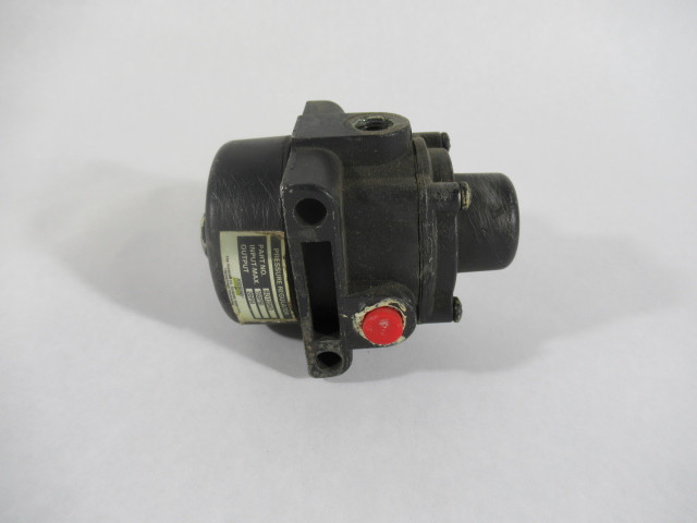 Foxboro BO123HD Pressure Regulator 150PSI Input 20PSI Output USED