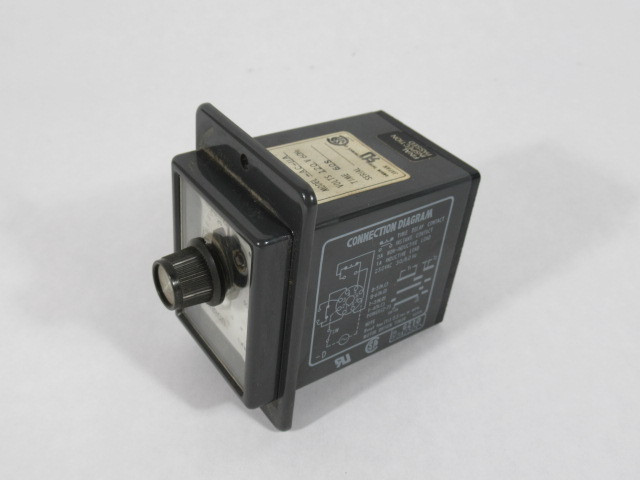 Omron STP-MYD-AC-UA Time Delay Contact 120V 60Hz 0-60 Seconds USED