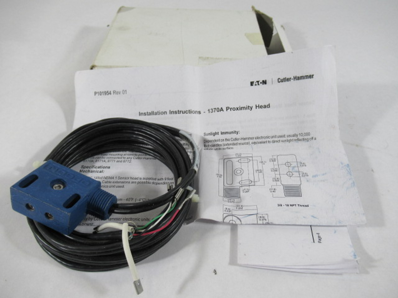 Eaton Cutler-Hammer 1370A-6501 Proximity Switch 9 ft Cable ! NEW !