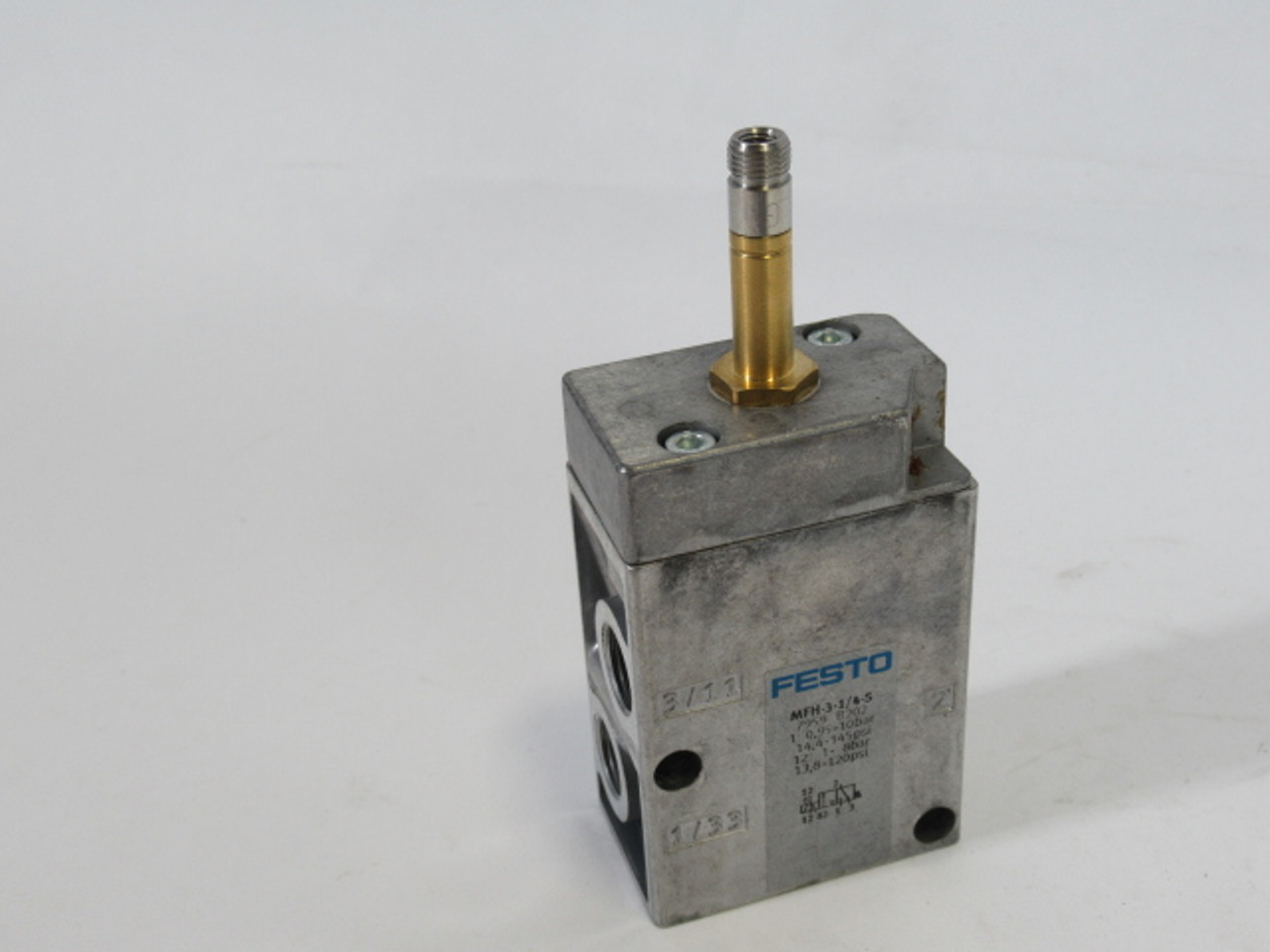 Festo 7059 MFH-3-1/4-S Air Solenoid Valve G1/4" -0.95-10 bar 800l/min ! NEW !