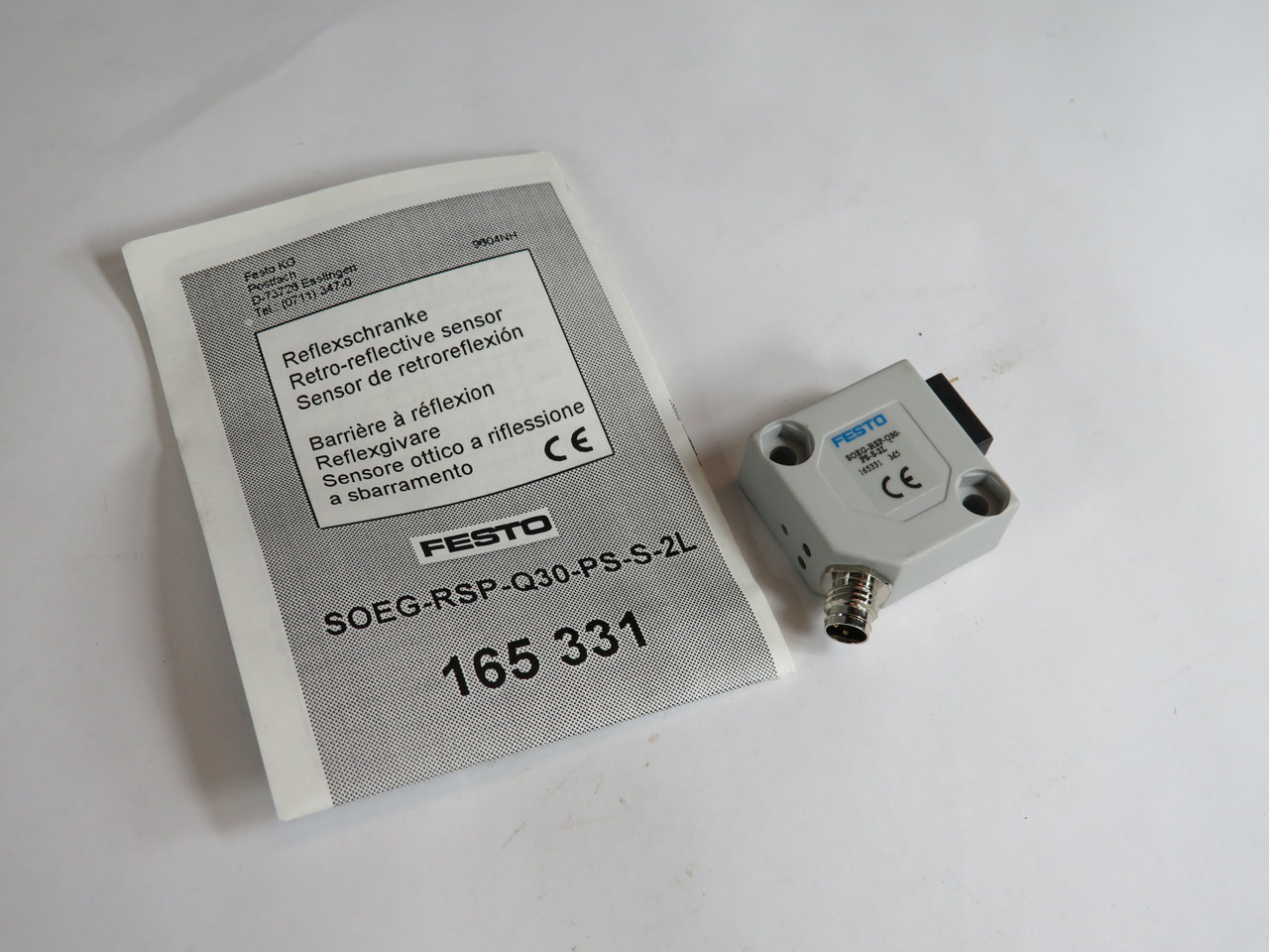 Festo 165331 SOEG-RSP-Q30-PS-S-2L Reflective Sensor Open Bag  NWB