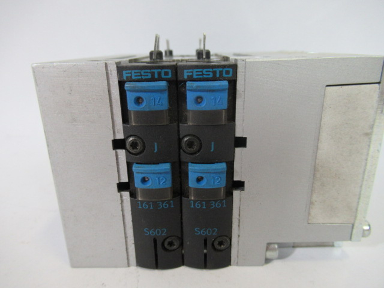 Festo 18210 CPV14-VI Pneumatic Valve Assembly C/W 161361 Valves USED