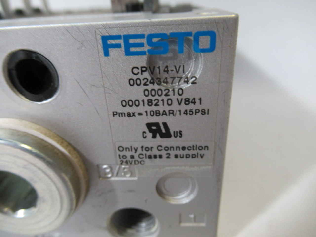 Festo 18210 CPV14-VI Manifold Assembly 10 bar 145 psi SMALL CRACK USED
