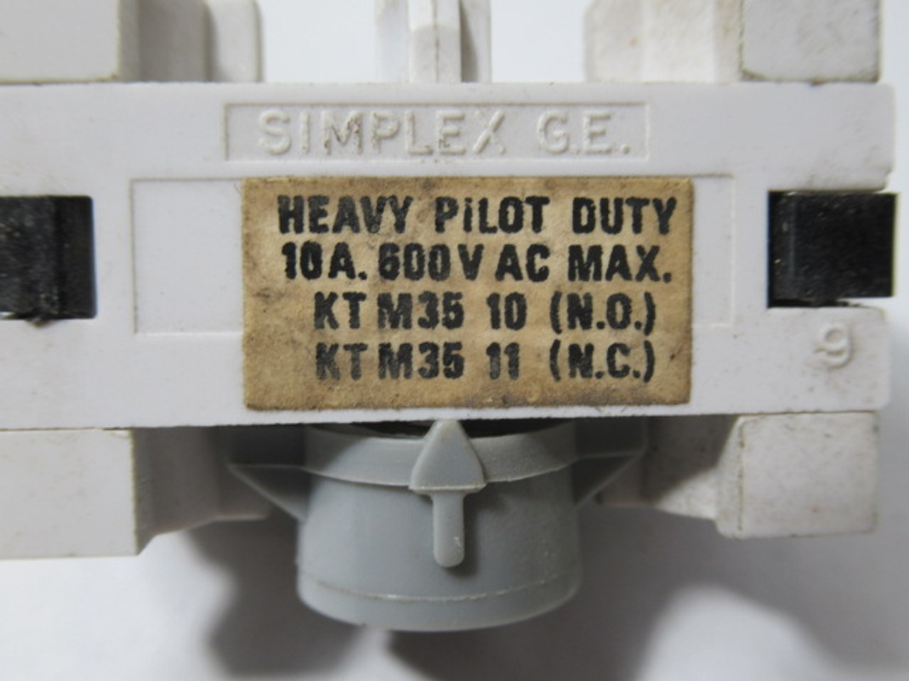 Clark KTM35-10 Contact Block 600VAC 10A 1NO USED