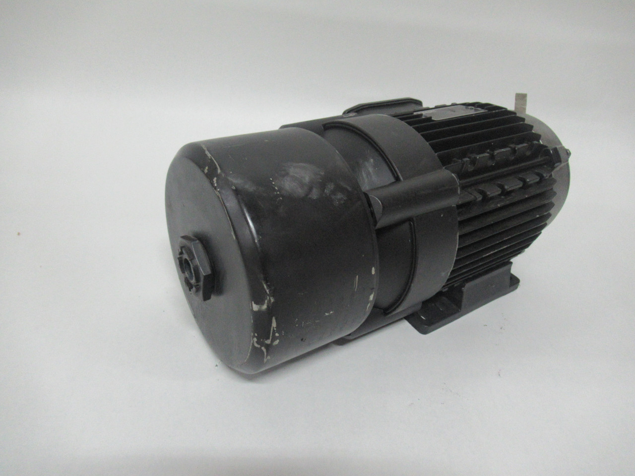 Lafert 2.5HP 1650RPM 333/575V 5.4/3.1A 60Hz C/W Brake USED