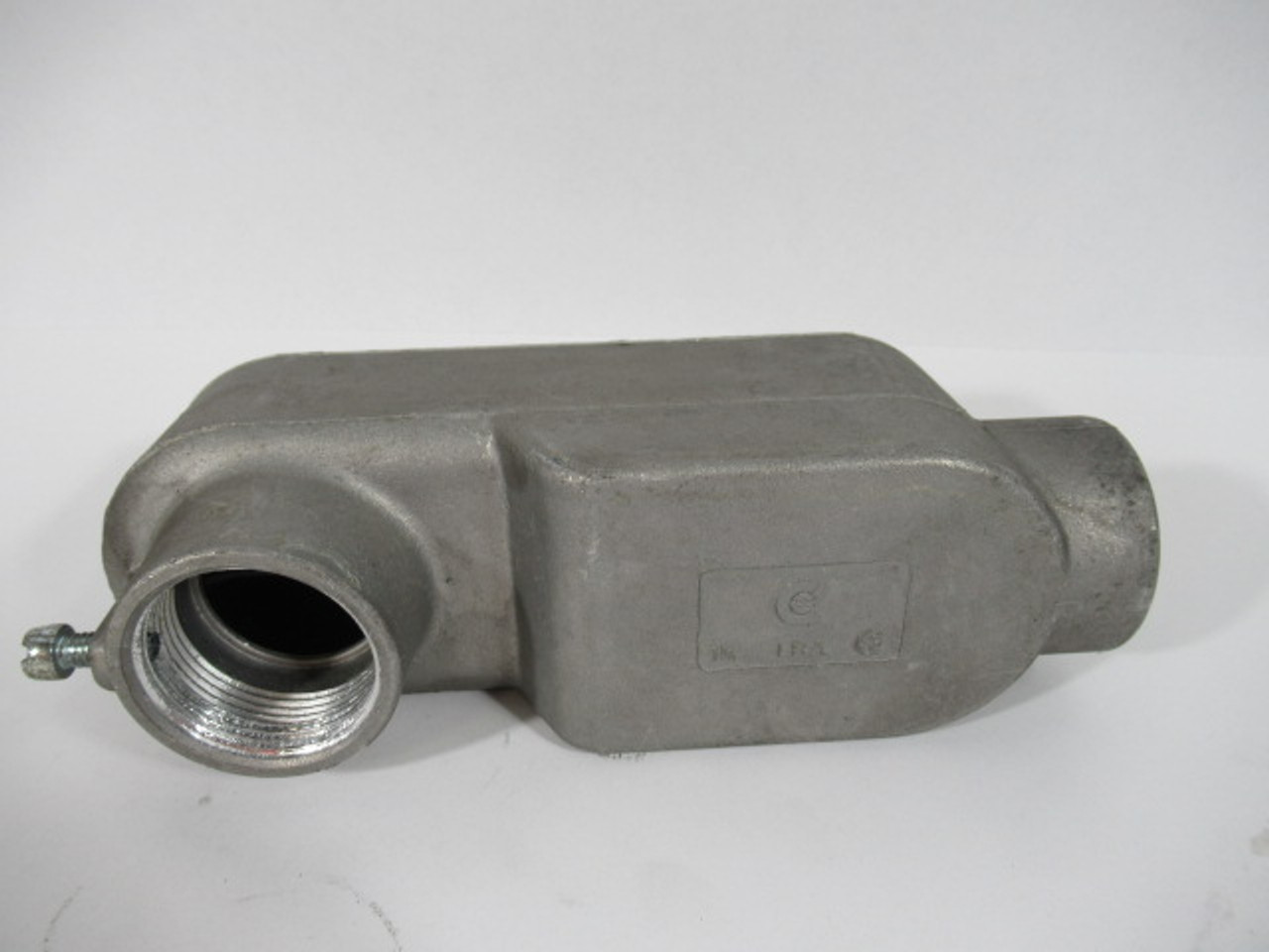 Thomas & Betts CILBA-1-1/4 Aluminum Conduit Body w/Cover 1-1/4" Hub USED