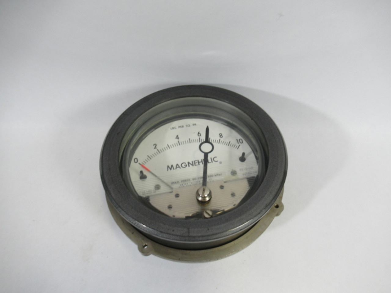 Dwyer 2210-HP Magnehelic Differential Pressure Gauge 0-10 psi USED