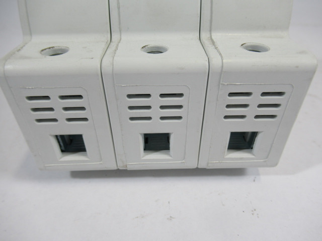 Mersen US3J3I Ultrasafe Fuse Holder 30A 600VAC/DC 3P USED