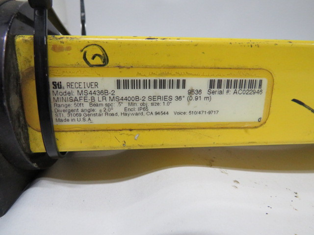 STI MS4436B-2 Light Curtain Transmitter and Receiver 50' Range USED