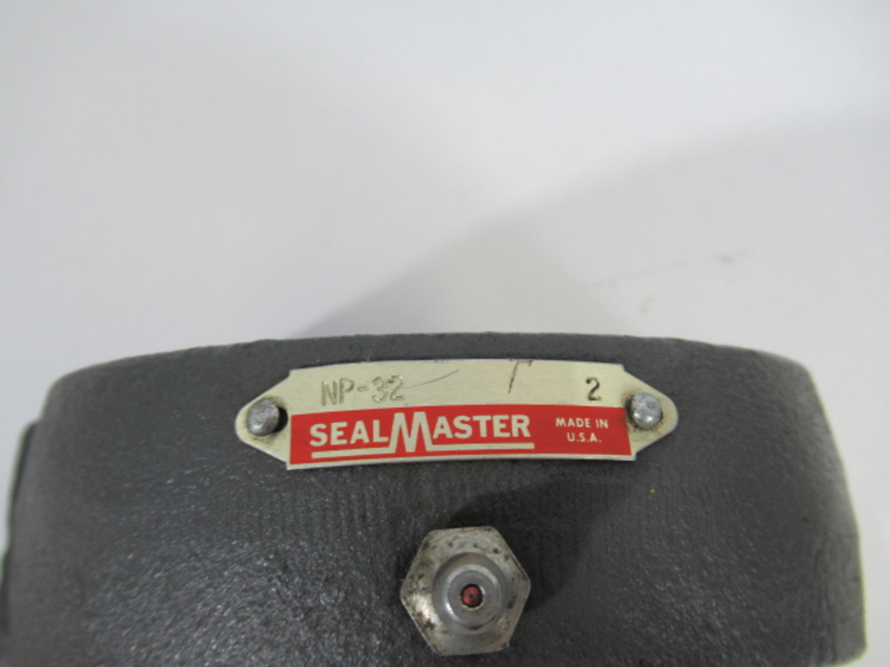 SealMaster NP-32 P-110 Pillow Block Ball Bearing Unit 2" Two Bolt Iron USED