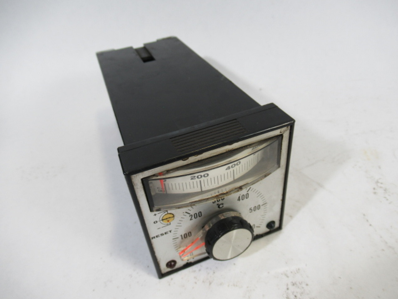 RKC PF-41 Temperature Controller 0-600 CA K 0-600DEG C 100-200V USED