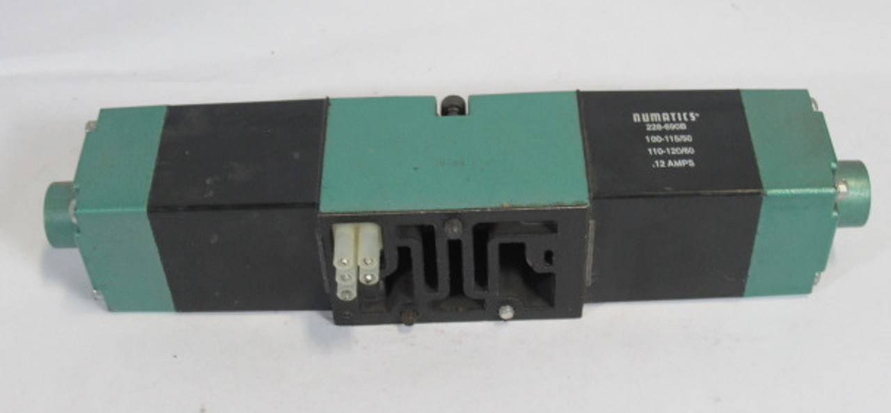 Numatics 152SA400K Solenoid Valve w/2 Coils 150PSIG 120V@60Hz .09A USED