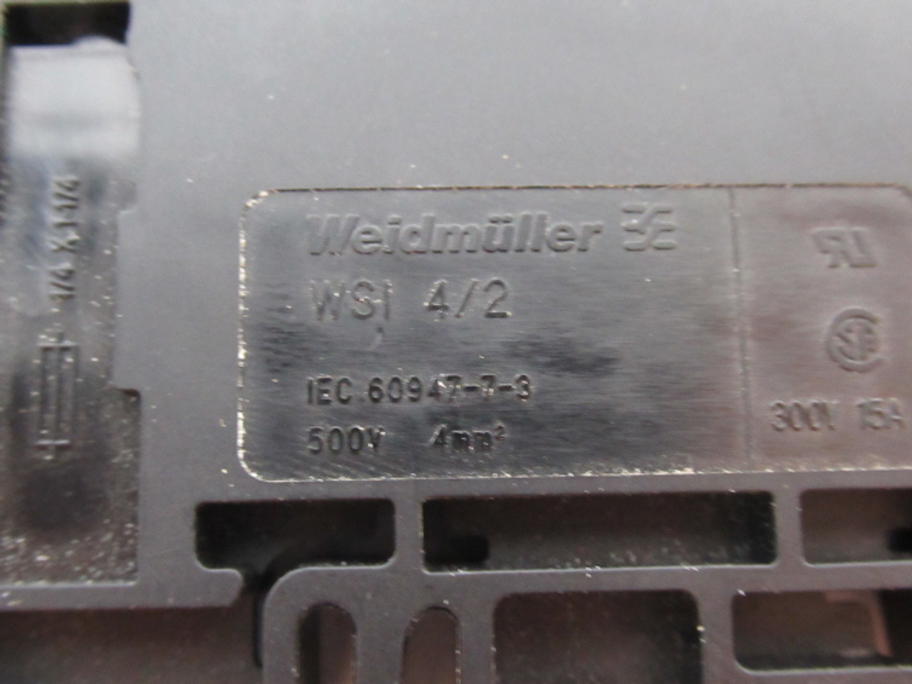 Weidmuller WSI-4/2 Fused Terminal Block 500V 4mm Black USED