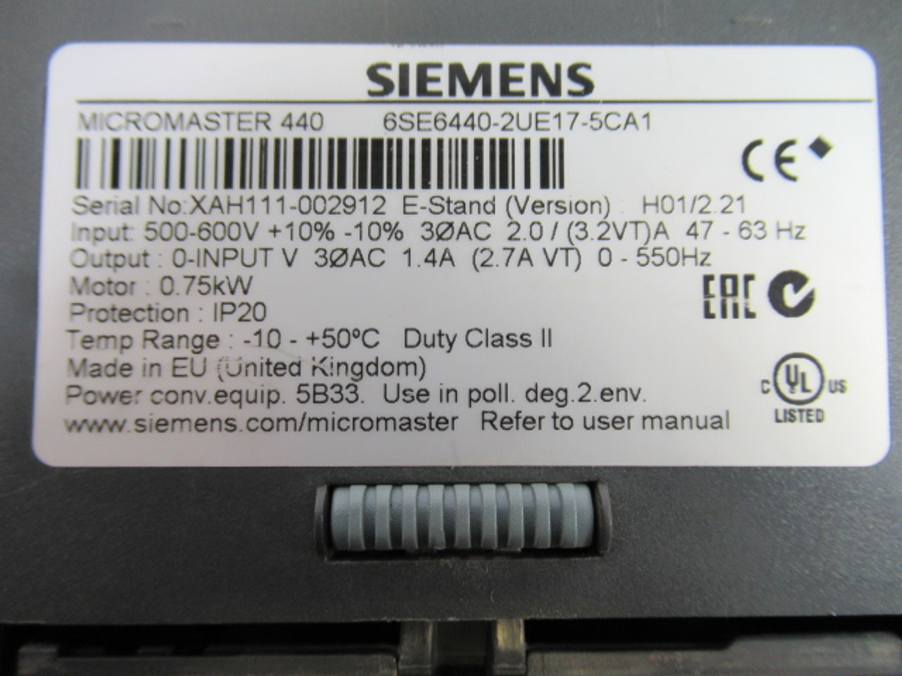 Siemens 6SE6440-2UE17-5CA1 AC Drive 0.75kW 3Ph 500-600V 2.0A 47-63Hz USED