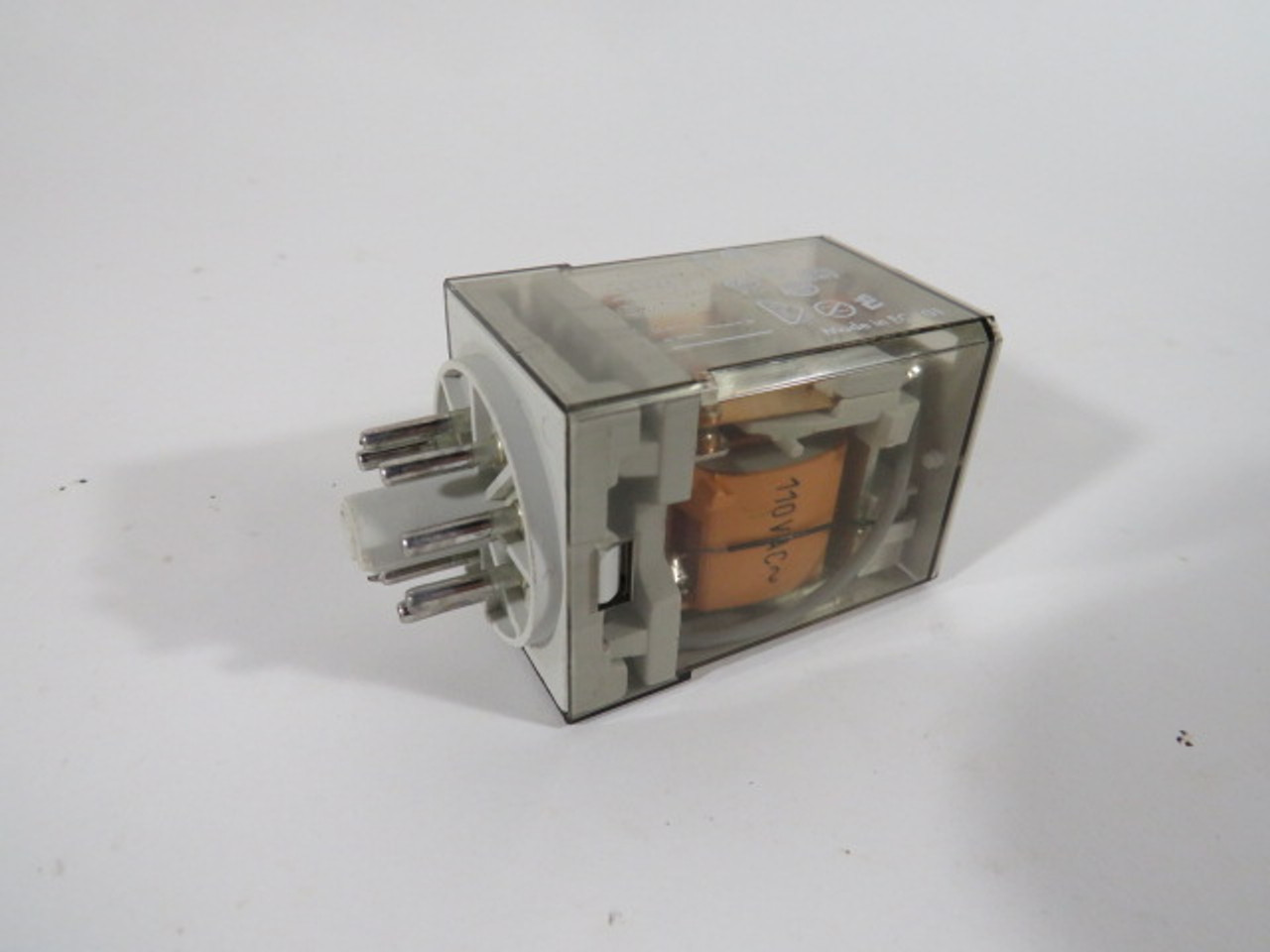 Finder 60.12.8.110.0000 General Purpose Relay 110VAC 10A 8-Pin USED