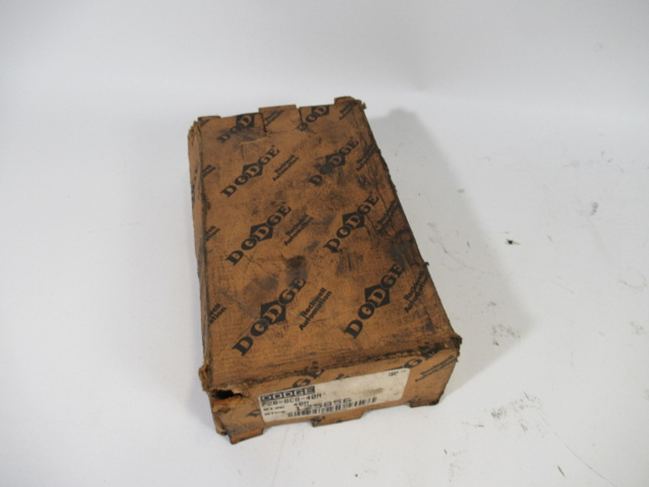 Dodge 125856 P2B-SCB-40M Pillow Block Bearing Unit 40mmID Two Bolt Iron ! NEW !