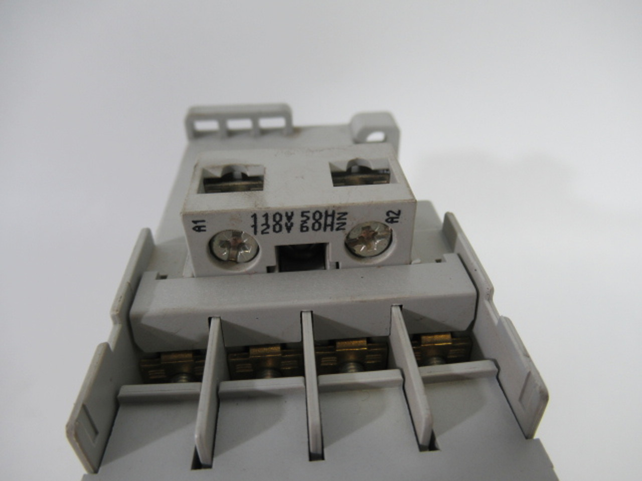 Allen-Bradley 100-C09D10 Series A Contactor 110V@50Hz *Cosmetic Damage* USED