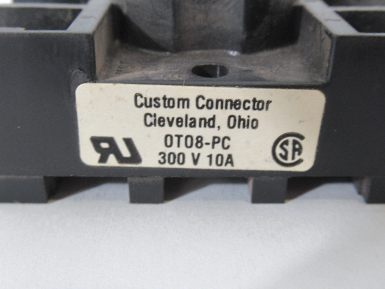 Custom Connector OT08-PC Relay Socket 300V 10A 8 Pins USED