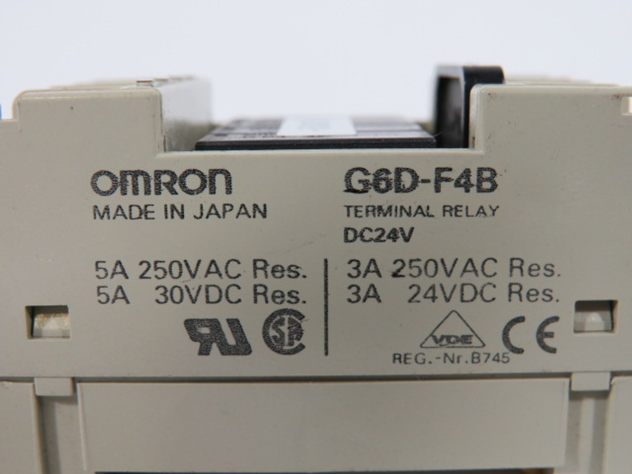 Omron G6D-F4B Terminal Relay 250VAC 30VDC 5A MISSING COVER USED