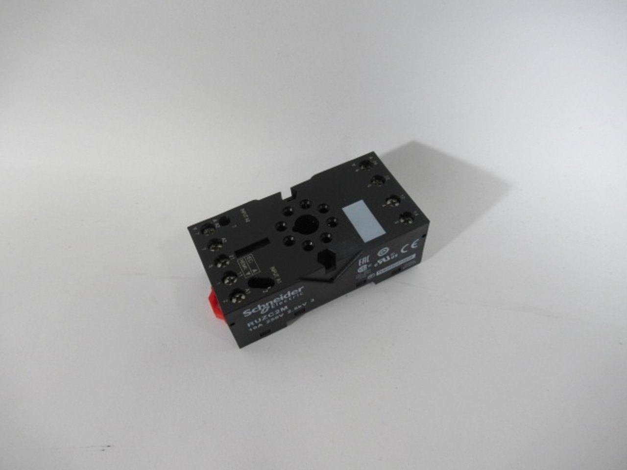 Schneider Electric RUZC2M Relay Socket 10A 250V 8-Pin ! NOP !