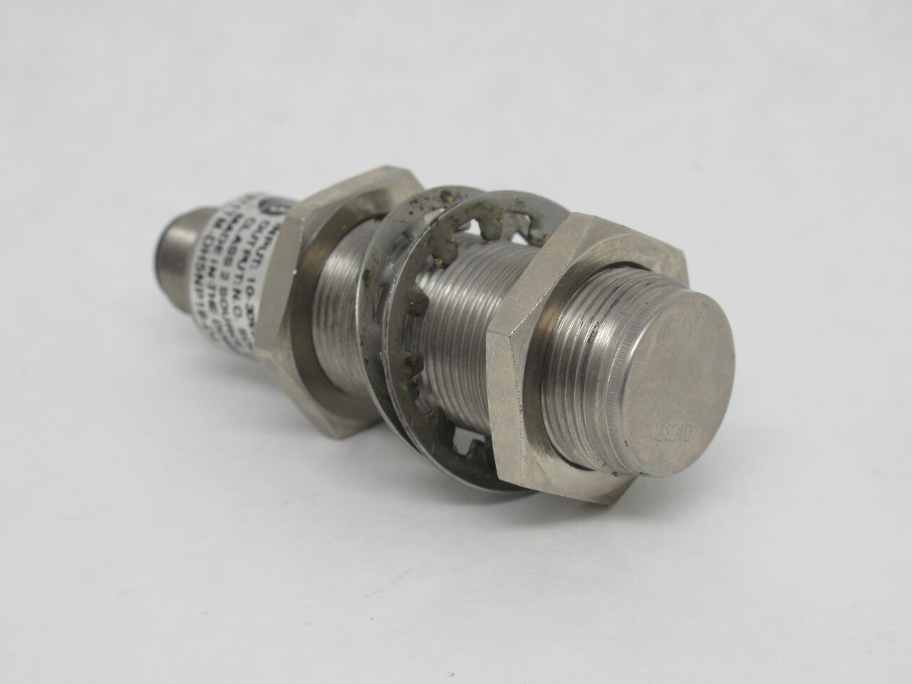 Allen-Bradley 871TM-DH5NP18-D4 Proximity Sensor 10-30VDC 200mA 5mm Range USED