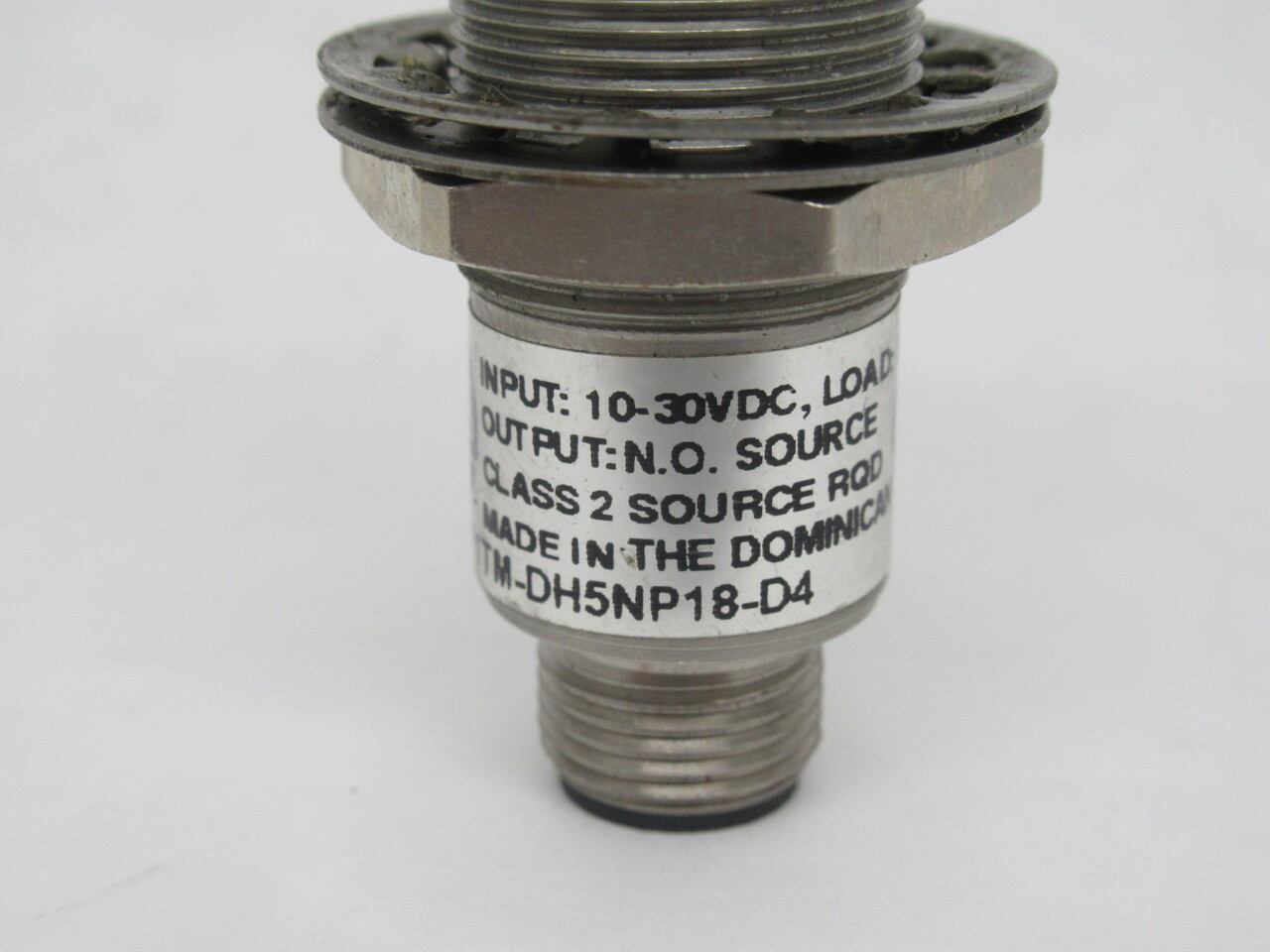 Allen-Bradley 871TM-DH5NP18-D4 Proximity Sensor 10-30VDC 200mA 5mm Range USED