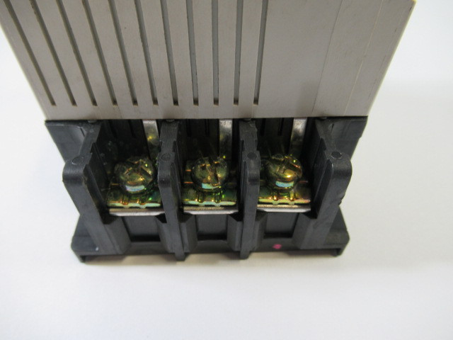 Fuji Electric SS303-4Z-D4 Solid State Contactor 240VAC 50/60Hz 30A USED