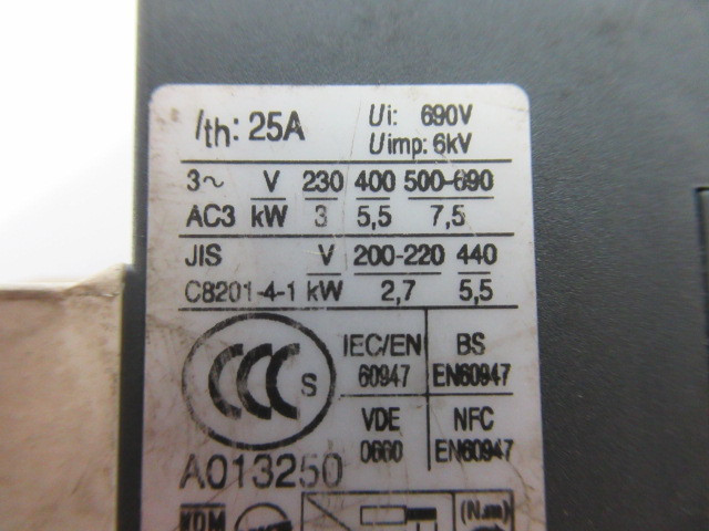 Telemecanique LC1DT25BD Contactor 25A Coil 24VDC USED