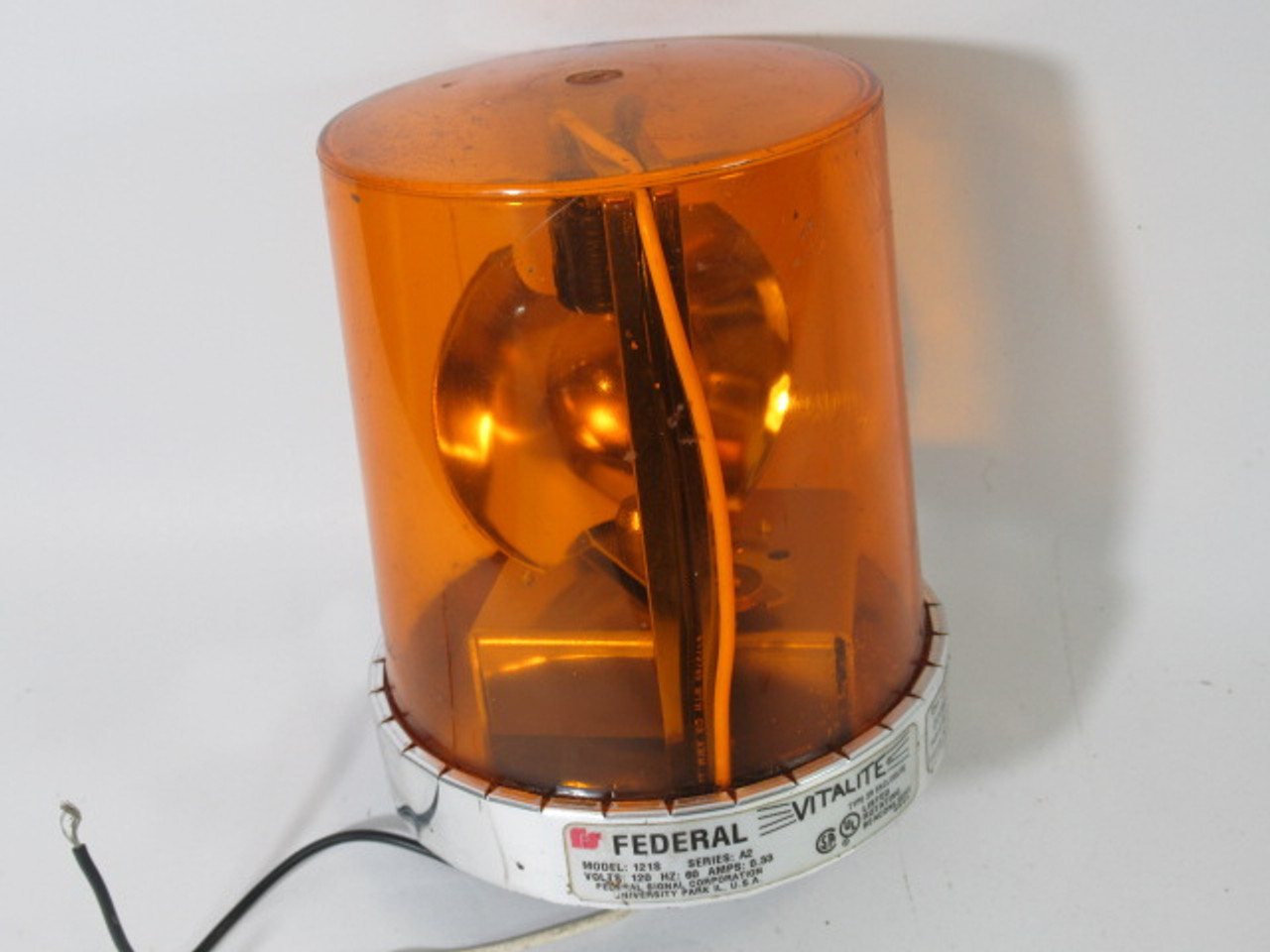 Federal 121SLED-120A Ser. A2 Old Style Amber Rotating LED Warning Light USED