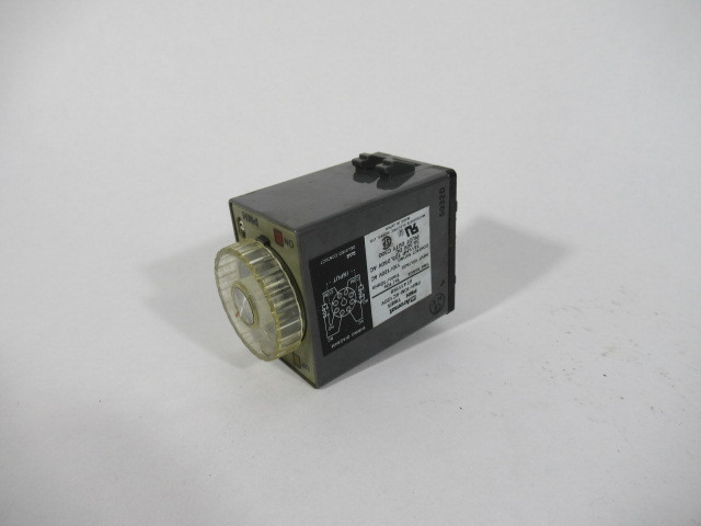 Matsushita PMH-10M-AC120V Time Delay Relay 1-10Sec 1-10Min 110/120VAC USED