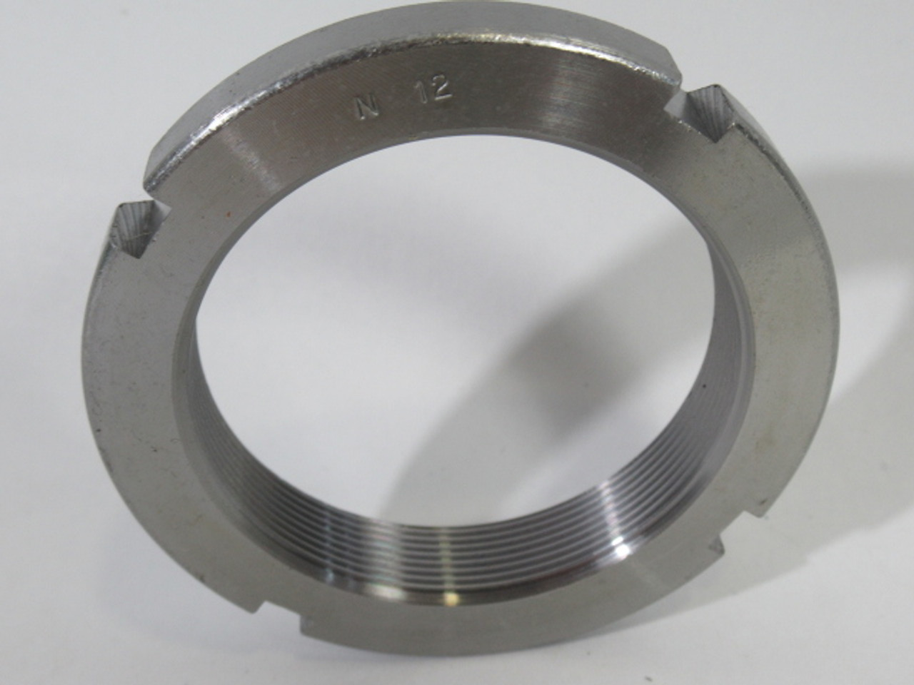 SKF N12 Locknut 3-5/32"OD 2.324"TPD .541"W 18-Thread ! NOP !